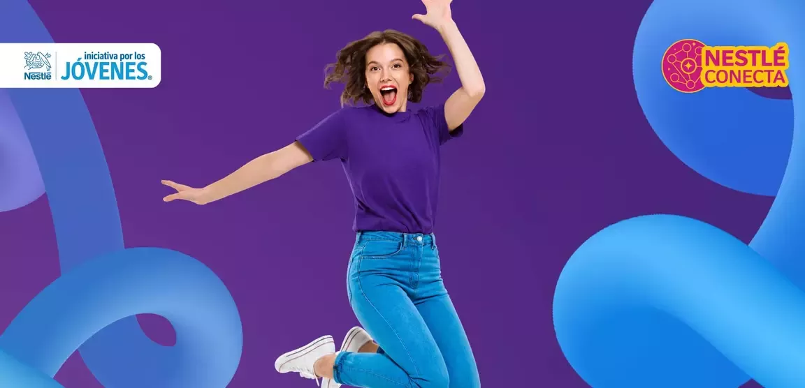 Joven saltando sobre un fondo violeta con elementos gráficos y los logos de Iniciativa por los Jóvenes y Nestlé Conecta.